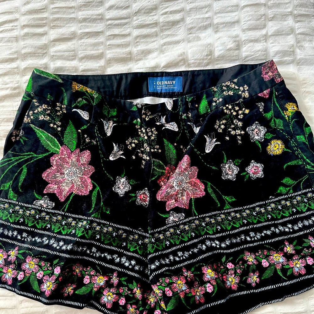 High waisted black and floral printed shorts